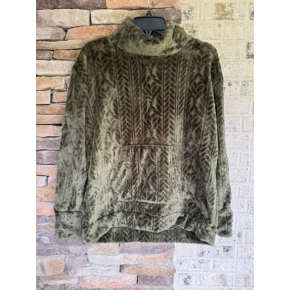 Koolaburra by UGG Faux Fur Pullover Olive Green Cowl Neck Cozy Sweater Size M